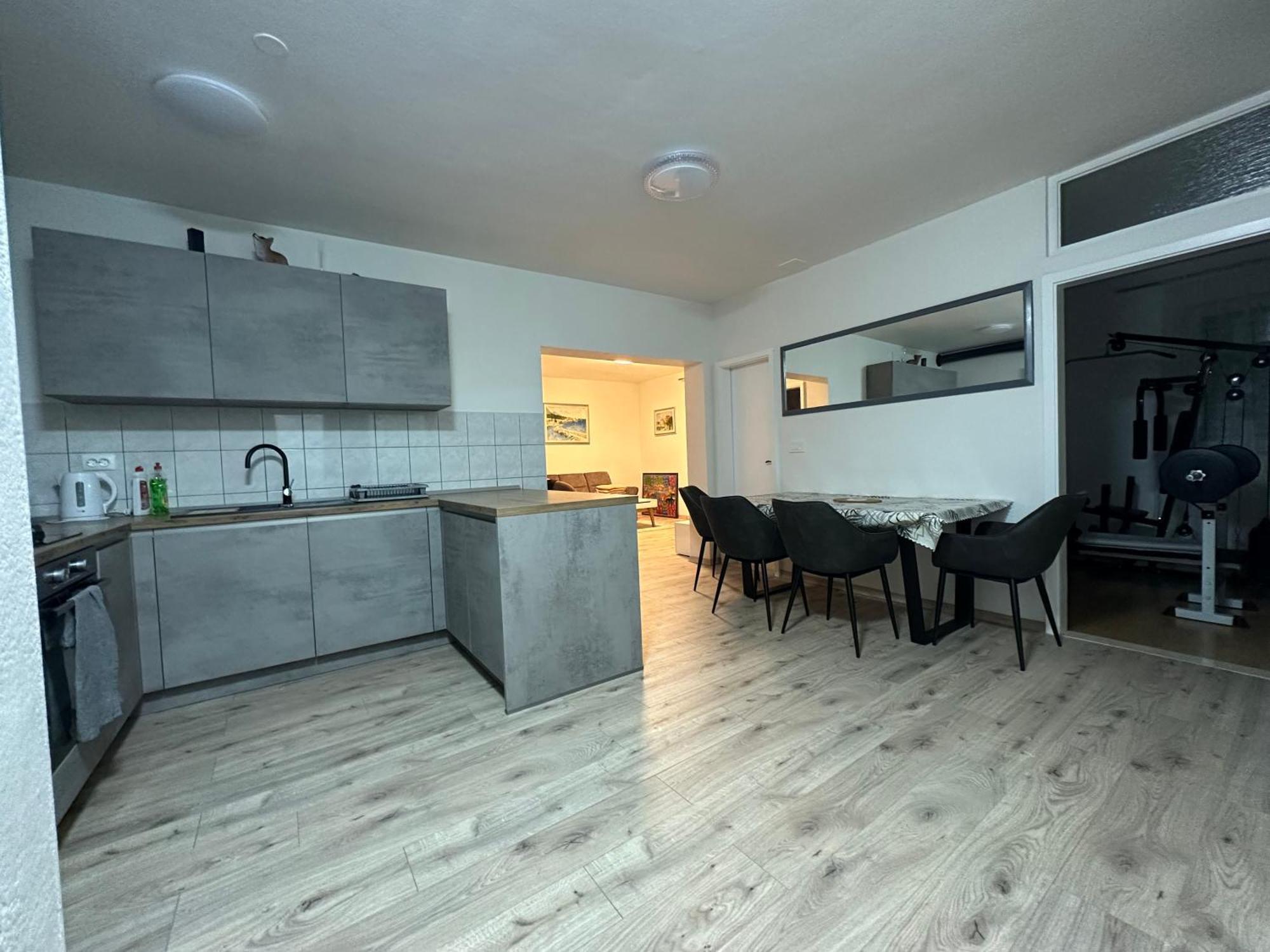 Apartment Three Roads Baška Voda Kültér fotó